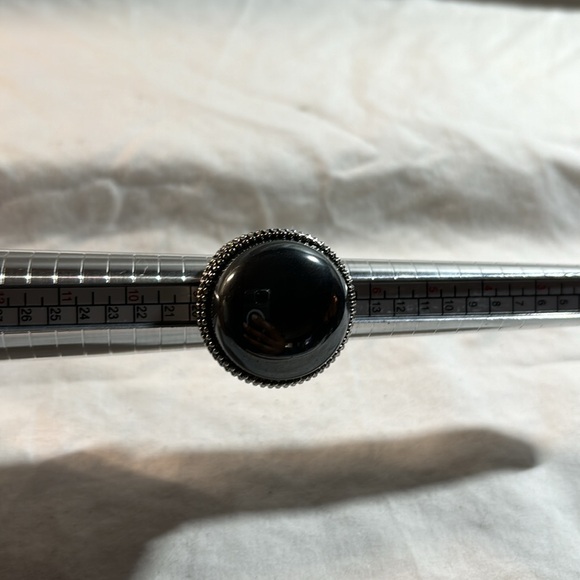 Faux Black Pearl and Silver Cocktail Ring - Picture 5 of 5